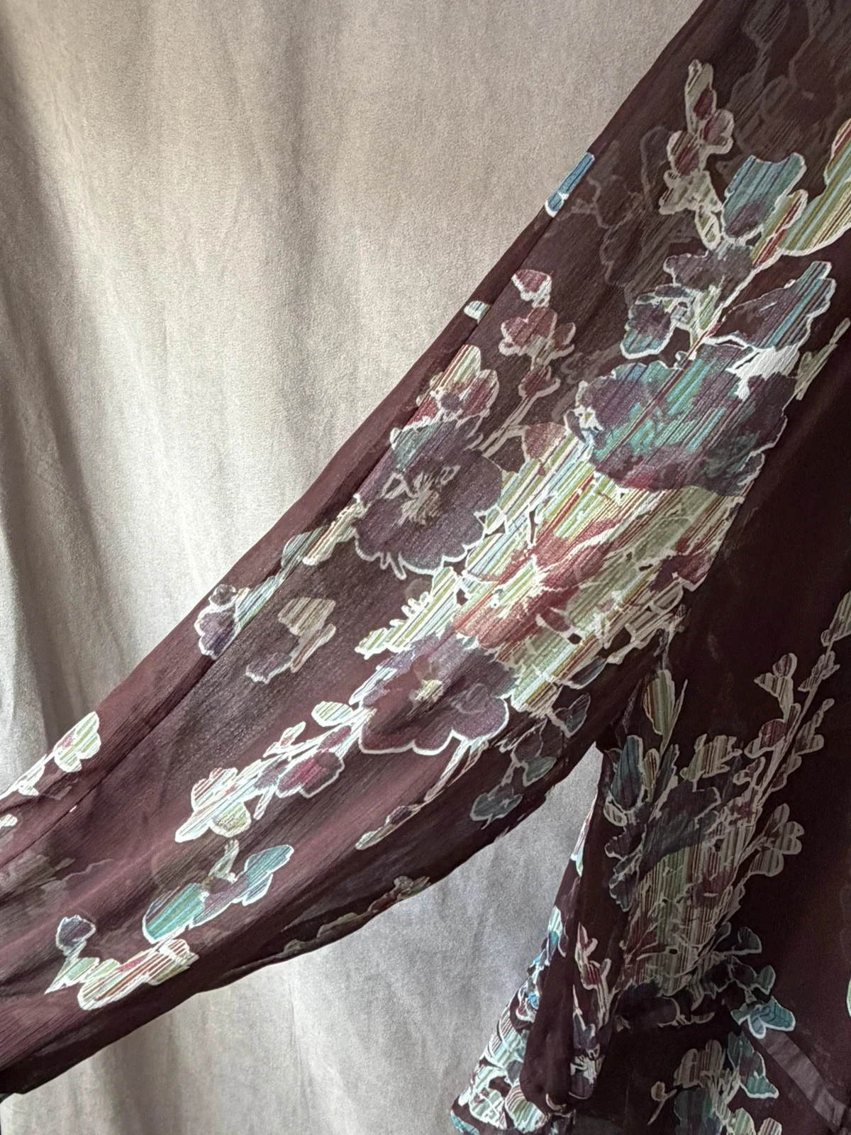 Blusa marrón con flores Afibel talla 56 – photo 4
